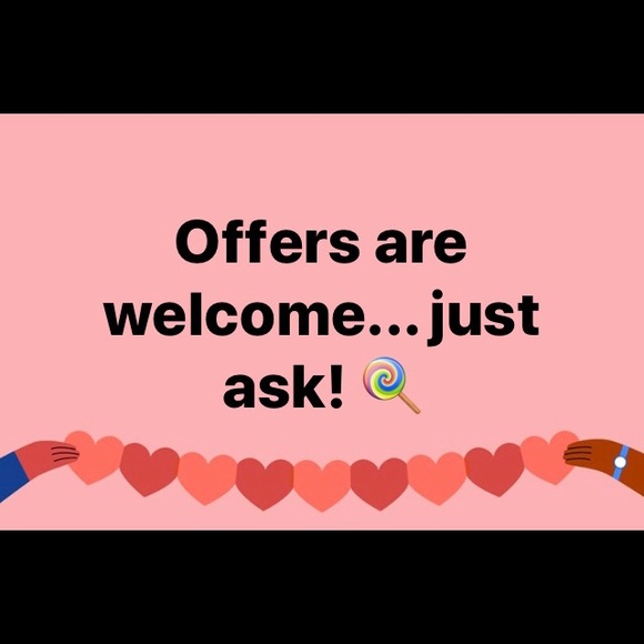 Meet your Posher! - Picture 2 of 4